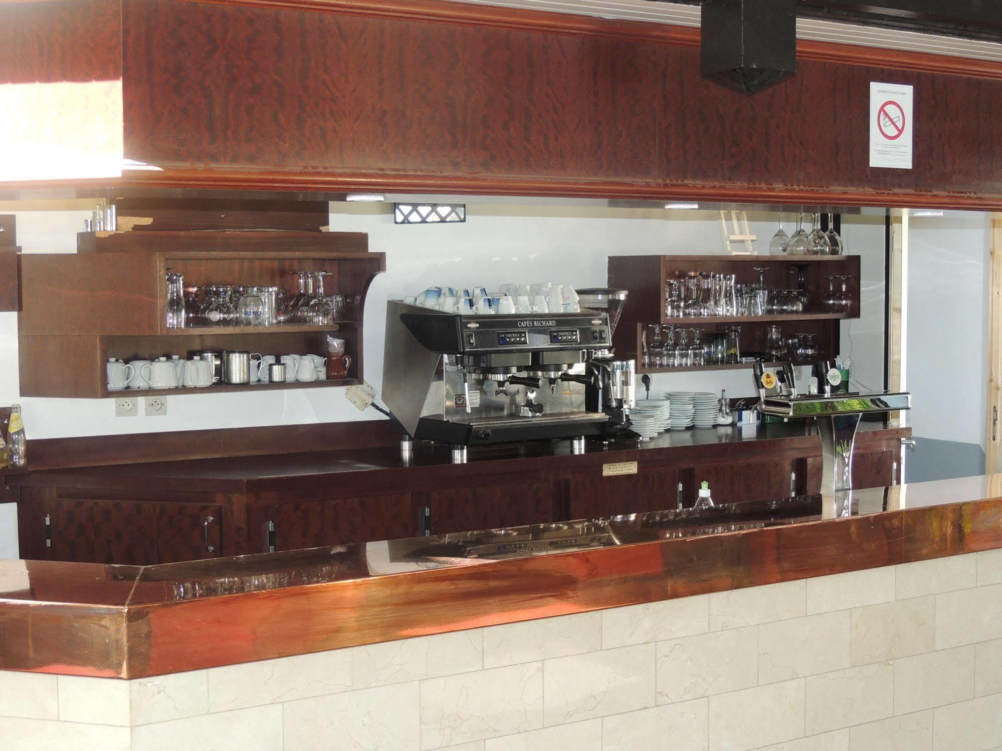 Ibis Budget Saint-Ouen-L'Aumone Eksteriør billede